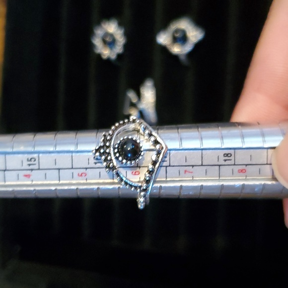 Set of 4 onyx fashion rings - Picture 4 of 5